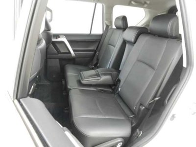 2023 Toyota LAND CRUISER PRADO — миниатюра 18