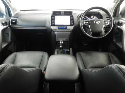 صورة 3 لـ 2023 Toyota LAND CRUISER PRADO