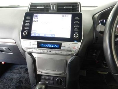 صورة 7 لـ 2023 Toyota LAND CRUISER PRADO