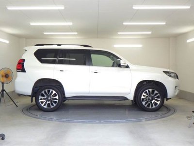 2023 Toyota LAND CRUISER PRADO — миниатюра 23