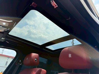 2019 ROLLS-ROYCE CULLINAN — миниатюра 16
