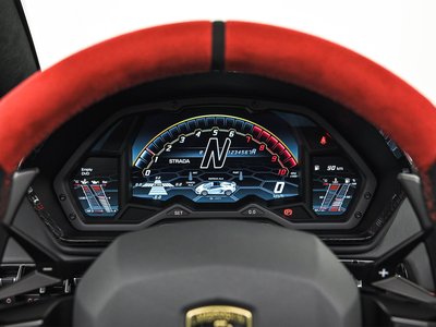 2021 Lamborghini AVENTADOR ROADSTER thumbnail 23