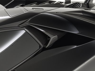 2021 Lamborghini AVENTADOR ROADSTER thumbnail 36