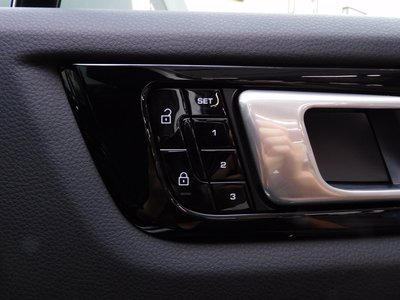 2020 Porsche CAYENNE — миниатюра 18