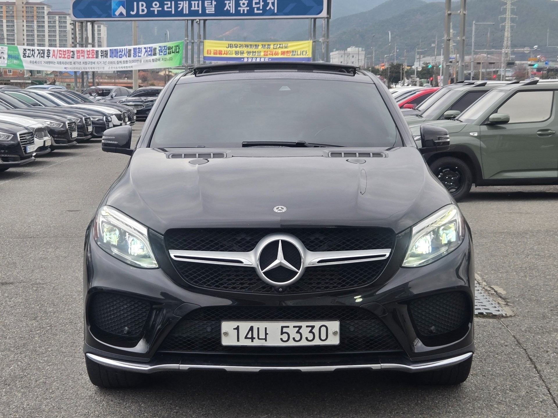 MERCEDES-BENZ GLE - View 1