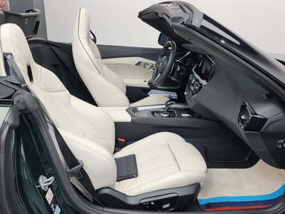 2024 BMW Z4 — миниатюра 16
