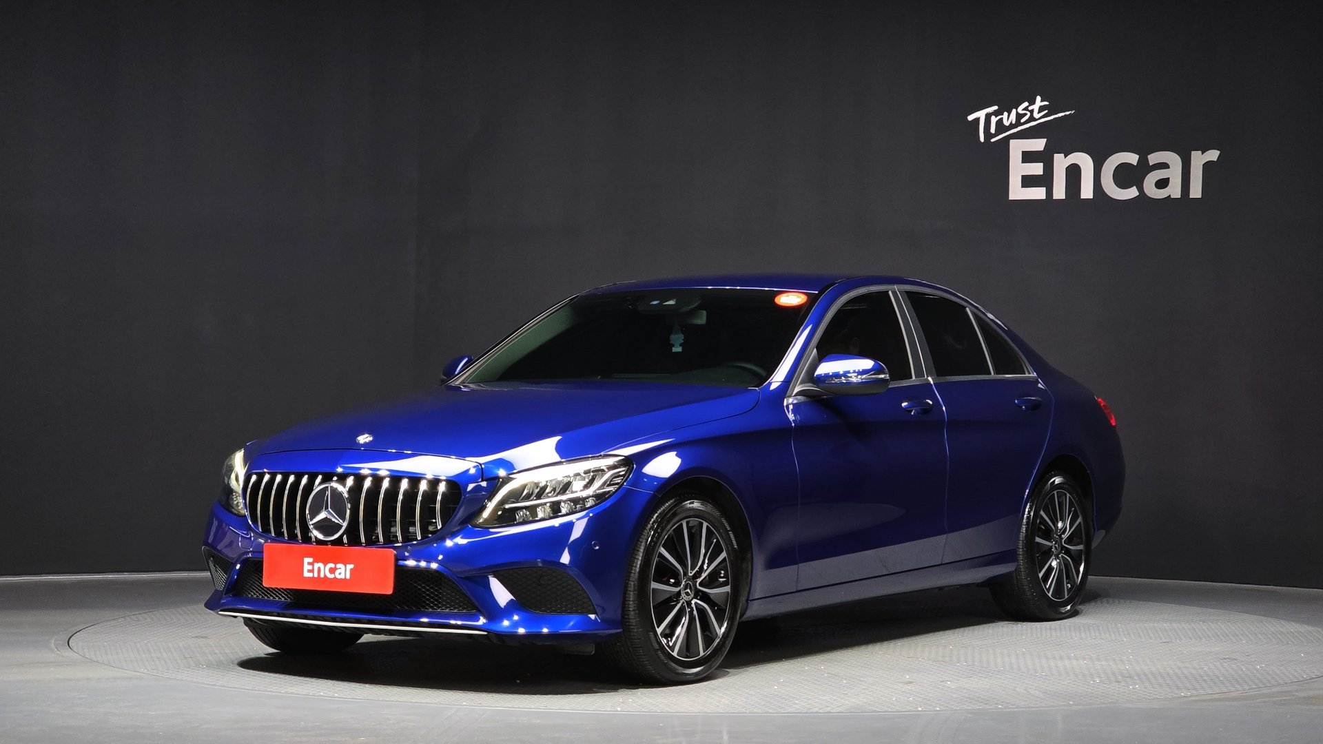 MERCEDES-BENZ C-CLASS - View 1