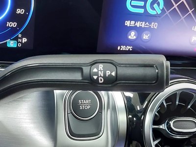 2025 Mercedes-BENZ EQB — миниатюра 19