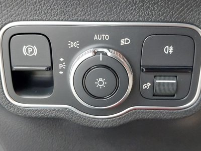 2025 Mercedes-BENZ EQB — миниатюра 20