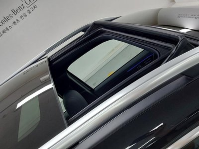 2025 Mercedes-BENZ EQB — миниатюра 12