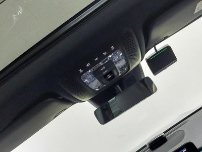 2025 Mercedes-BENZ EQB — миниатюра 17