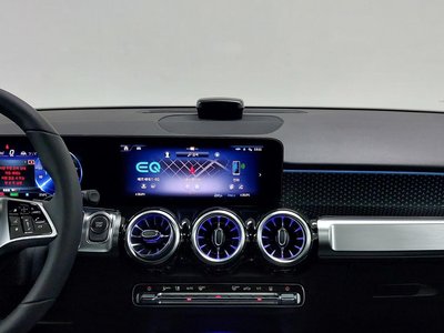2025 Mercedes-BENZ EQB — миниатюра 16