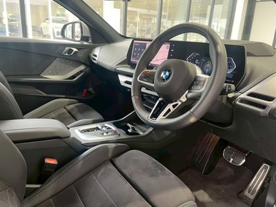 صورة مصغرة 17 لـ 2026 BMW 1 SERIES
