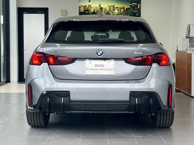 صورة مصغرة 11 لـ 2026 BMW 1 SERIES