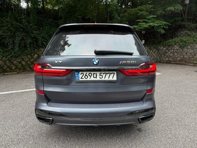 2020 BMW X7 — фото 3