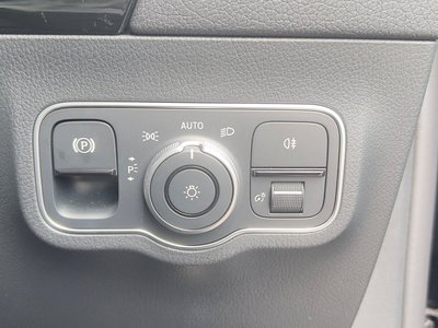 2025 Mercedes-BENZ GLA 缩略图 21