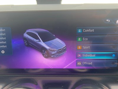 2025 Mercedes-BENZ GLA 缩略图 37
