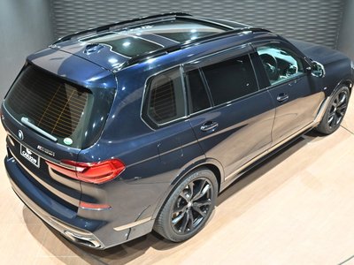 BMW X7 - 8