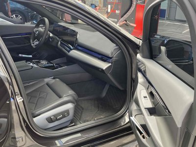 2024 BMW 5 SERIES 缩略图 11