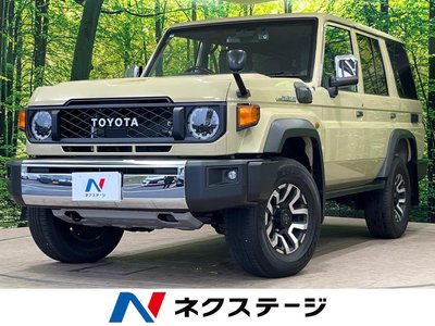 TOYOTA LAND CRUISER 70 - 1