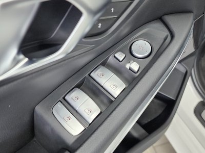 صورة مصغرة 27 لـ 2022 BMW 3 SERIES