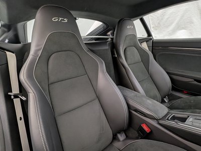 صورة مصغرة 12 لـ 2023 Porsche 718