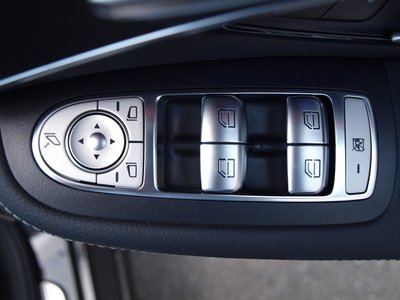 صورة مصغرة 45 لـ 2022 Mercedes-BENZ GLC