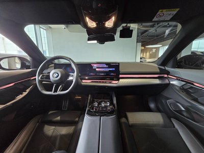2023 BMW 5 SERIES — фото 5