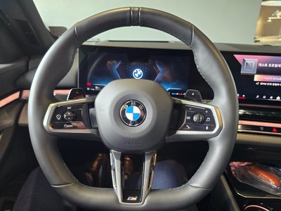 2023 BMW 5 SERIES — миниатюра 14