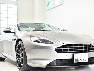 ASTON MARTIN DB9 - 1