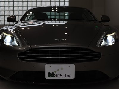ASTON MARTIN DB9 - 3