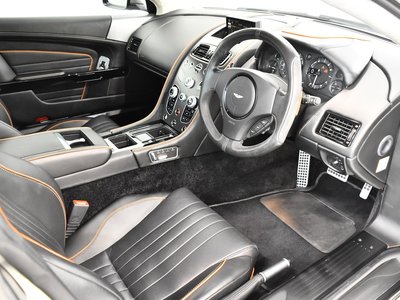 ASTON MARTIN DB9 - 8