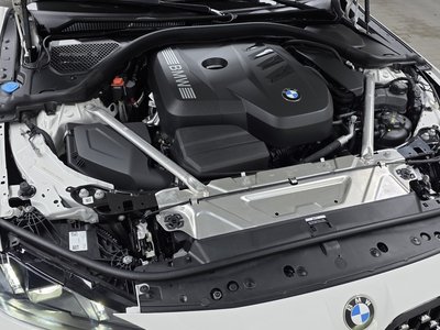 صورة 7 لـ 2025 BMW 4 SERIES