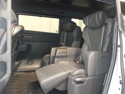 TOYOTA ALPHARD - 8
