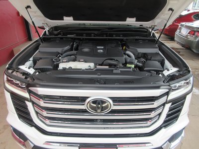 2023 Toyota LAND CRUISER 300 — миниатюра 45