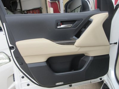 2023 Toyota LAND CRUISER 300 — миниатюра 63