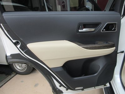 2023 Toyota LAND CRUISER 300 — миниатюра 64
