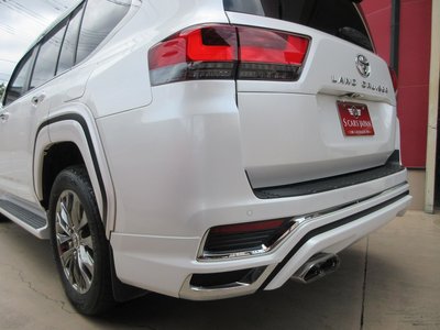 2023 Toyota LAND CRUISER 300 — миниатюра 18