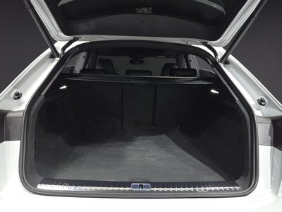 2025 AUDI RS Q8 缩略图 20