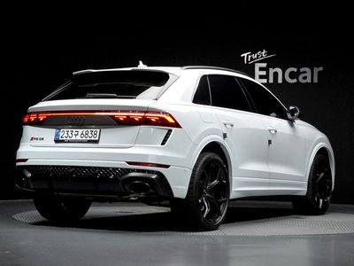 صورة 4 لـ 2025 AUDI RS Q8