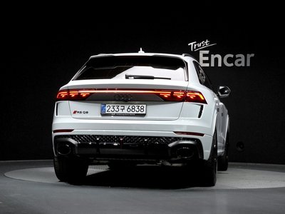 صورة 3 لـ 2025 AUDI RS Q8