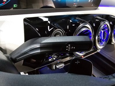 MERCEDES-BENZ A-CLASS - 9