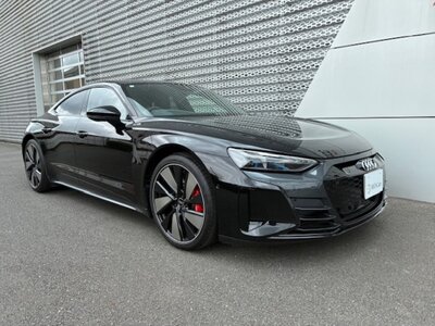 AUDI E-TRON GT QUATTRO - 2