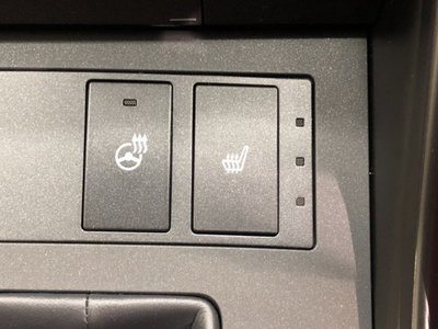 صورة مصغرة 15 لـ 2021 Lexus IS