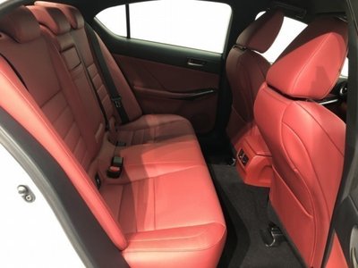 صورة مصغرة 28 لـ 2021 Lexus IS