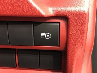 صورة مصغرة 20 لـ 2021 Lexus IS
