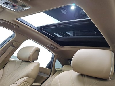 2025 Genesis G80 (RG3) thumbnail 30