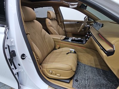 2025 Genesis G80 (RG3) thumbnail 18