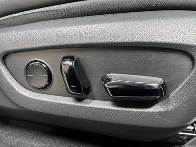 صورة مصغرة 55 لـ 2023 Lexus RX