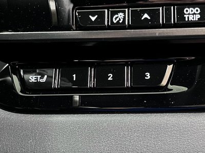 صورة مصغرة 58 لـ 2023 Lexus RX